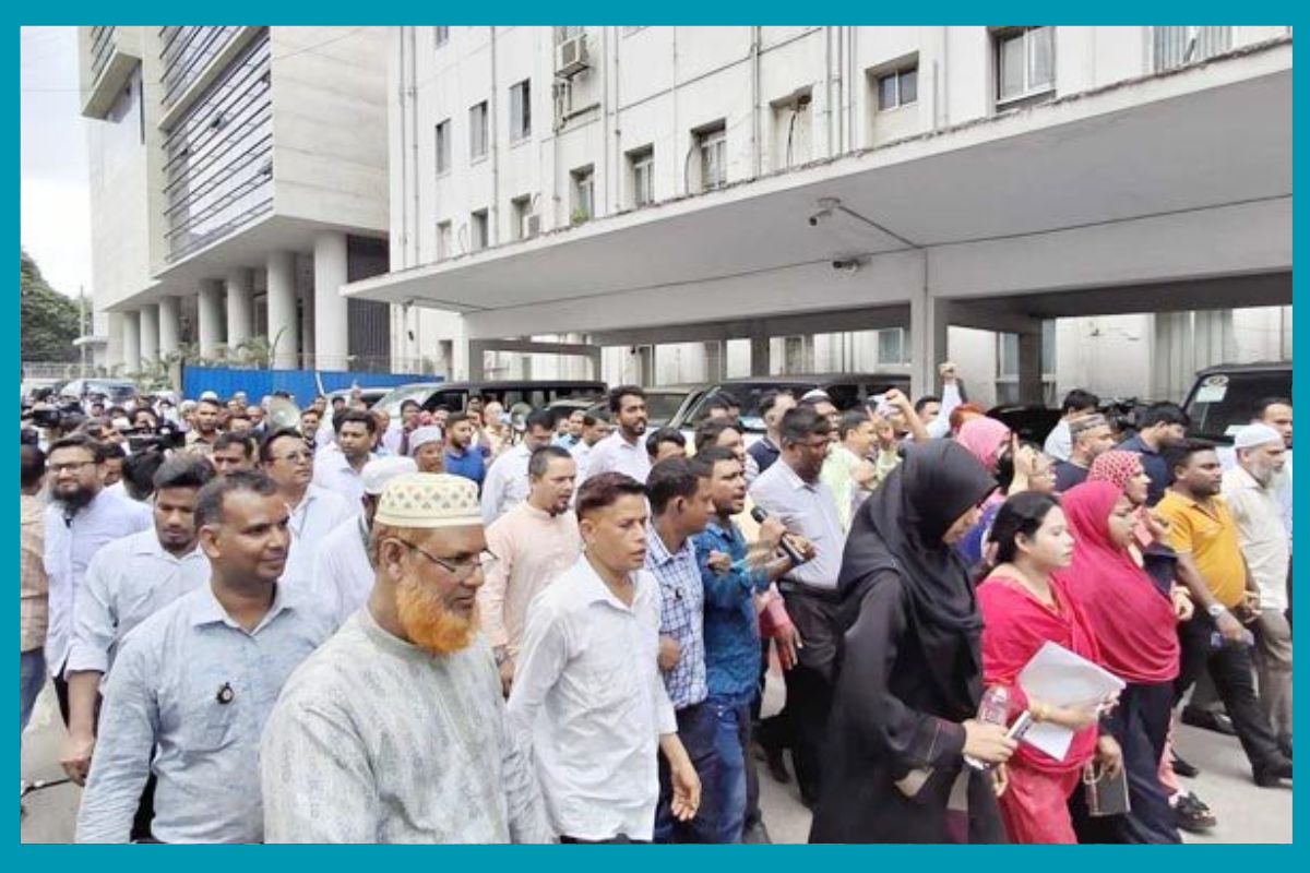 ফের বিক্ষোভে উত্তাল সচিবালয়