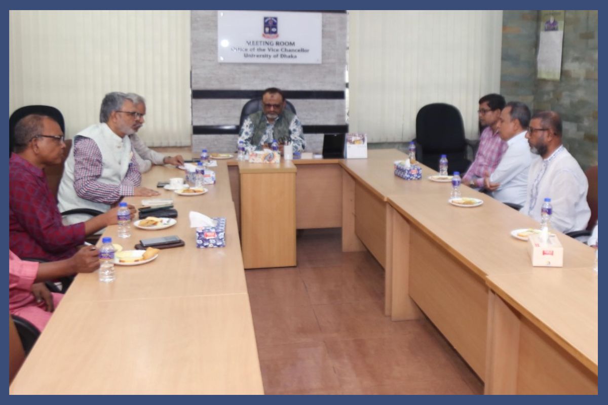 ঢাবি ক্যাম্পাসের সার্বিক নিরাপত্তা নিশ্চিত করতে সকলের সহযোগিতা চাই: ঢাবি ভিসি
