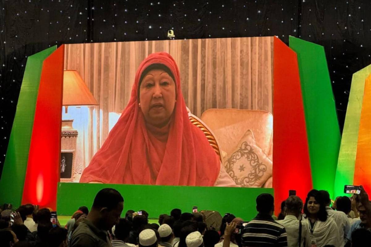 যেকোনো মূল্যে বীরের এই রক্তস্রোত যেন বৃথা না যায়: খালেদা জিয়া
