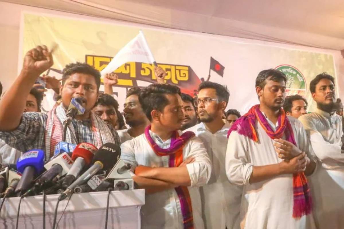 'রাজার ছেলে রাজা' এই দেশে আর সেটা হবে না: হাসনাত আবদুল্লাহ