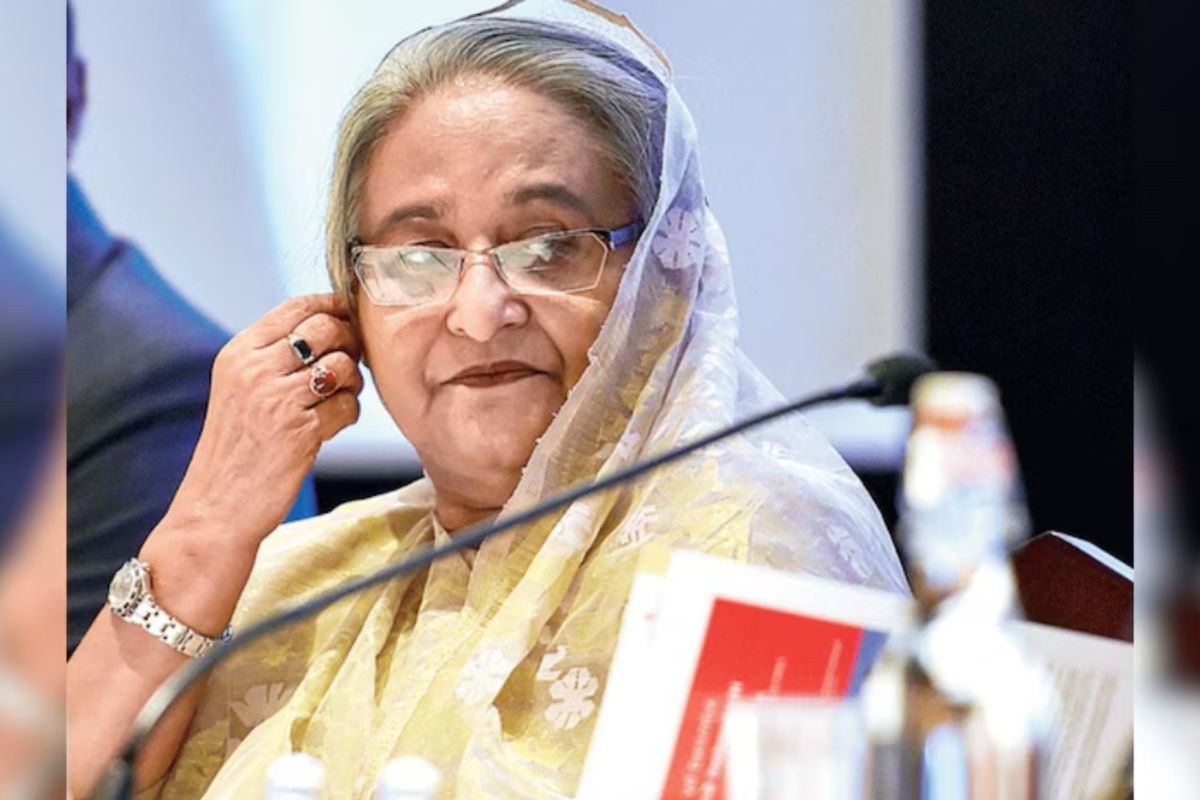 যুক্তরাজ্যে শেখ হাসিনার ঘনিষ্ঠদের সম্পত্তি বিক্রির হিড়িক!