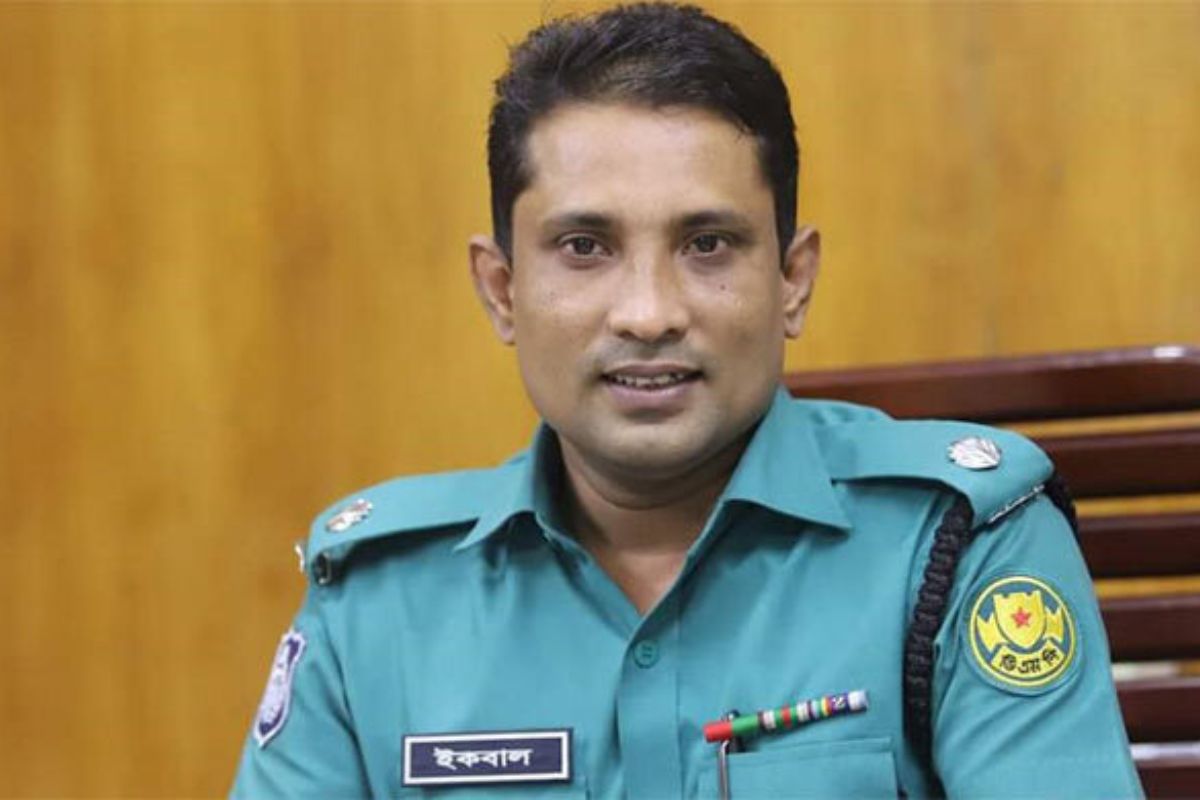 সমালোচিত সেই সাবেক ডিসি বরখাস্ত