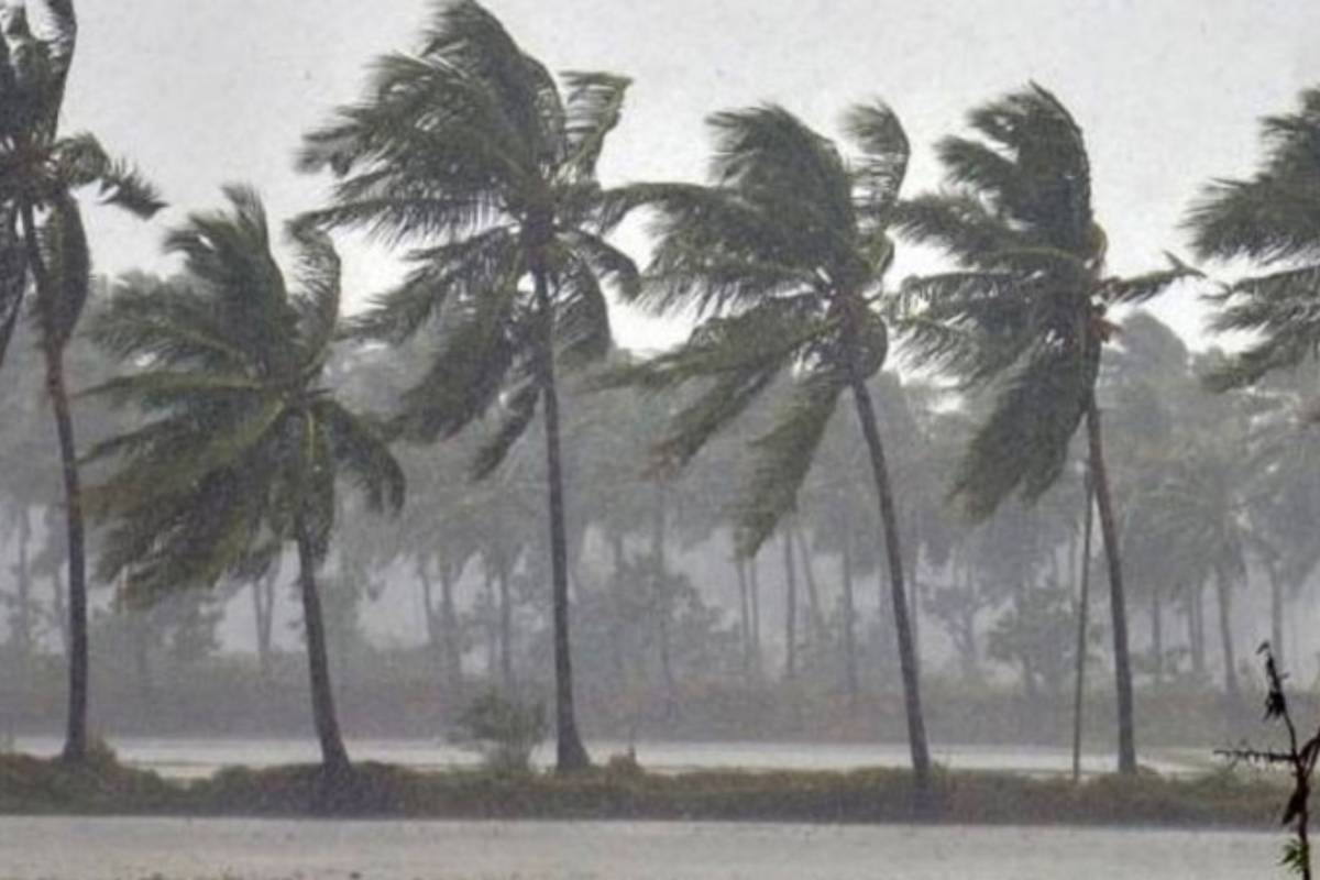 দেশের সাত অঞ্চলে ৬০ কি.মি. বেগে ঝড়ের সতর্কতা