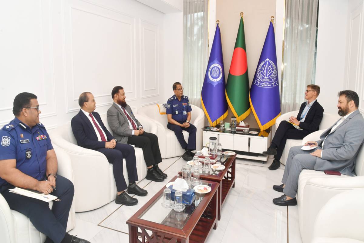 আইজিপির সঙ্গে জাতিসংঘের মানবাধিকার প্রতিনিধির সাক্ষাৎ