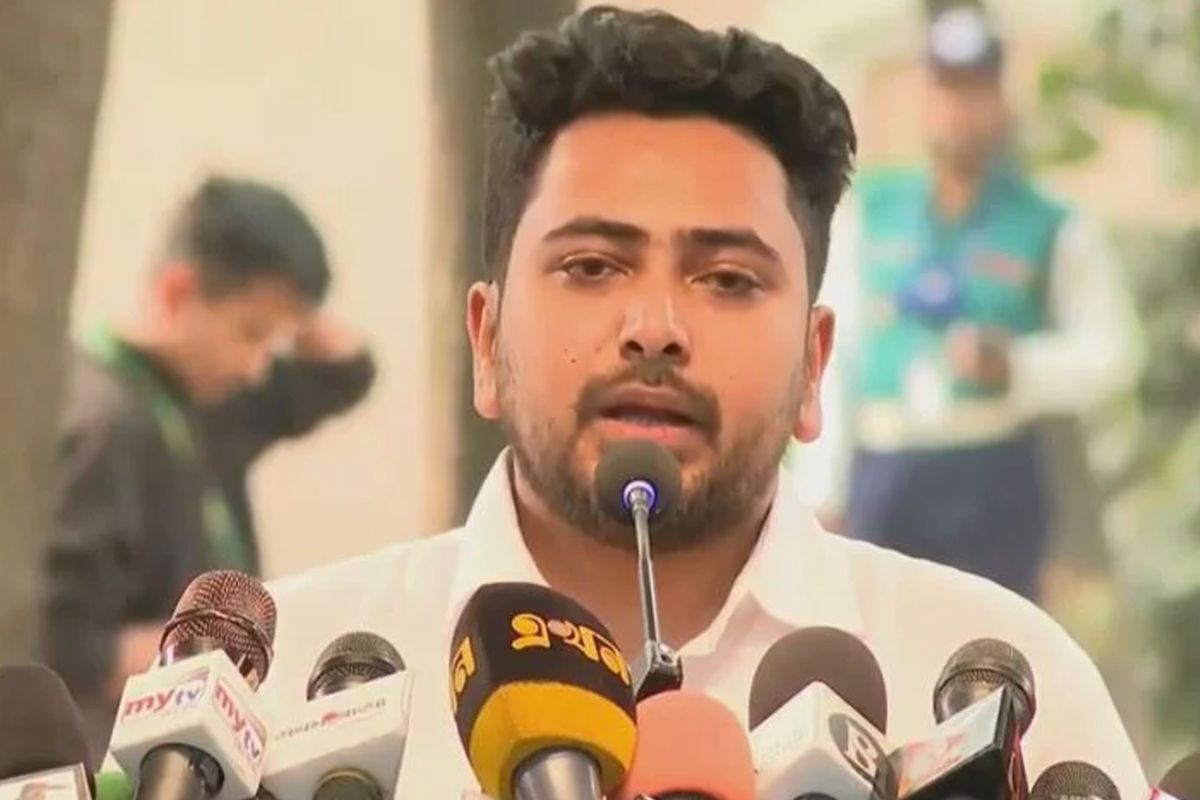 ৫ আগস্টের মধ্যে জুলাই সনদ ঘোষণার দাবি নাহিদের