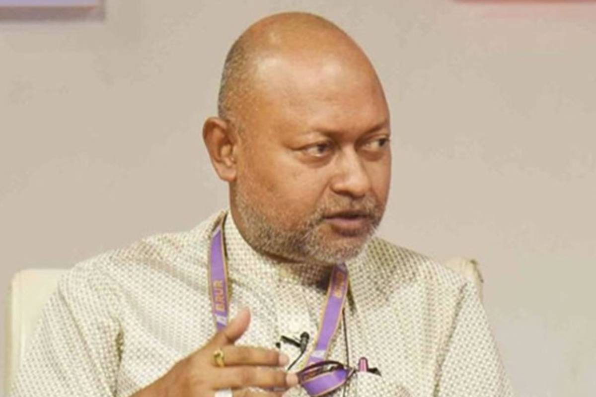 জেল বা কবরে একাই যেতে হয় : সাবেক ভিসিকে বিচারক