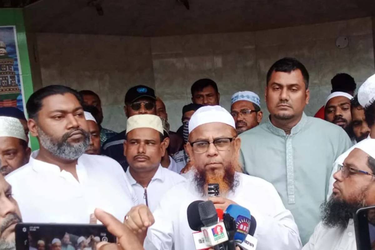 “দেশ এখন সন্ত্রাসীদের দখলে” — গাজী আতাউর রহমান