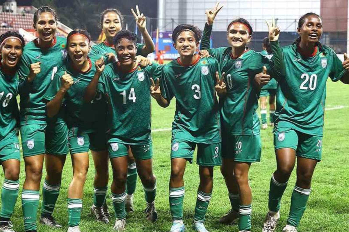 পূর্ণ শক্তির একাদশ নিয়ে মাঠে বাংলাদেশ