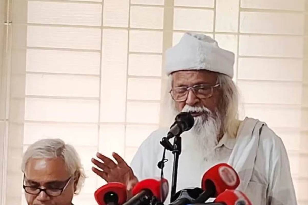 ড. ইউনূসের জুলাই ঘোষণাপত্র দেওয়ার অধিকার নেই: ফরহাদ মজহার