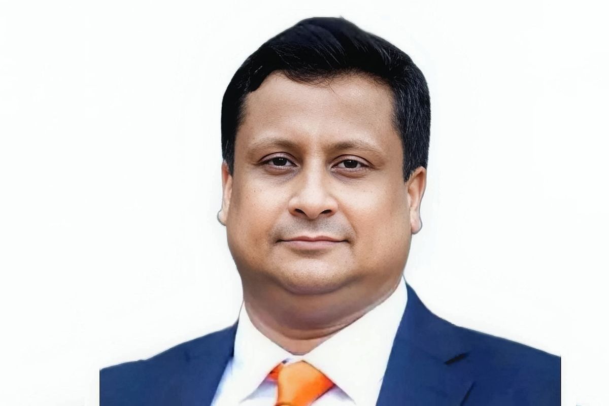 ঢাবির সিনেট সদস্য হলেন নির্যাতিত শিক্ষক মোর্শেদ হাসান খান