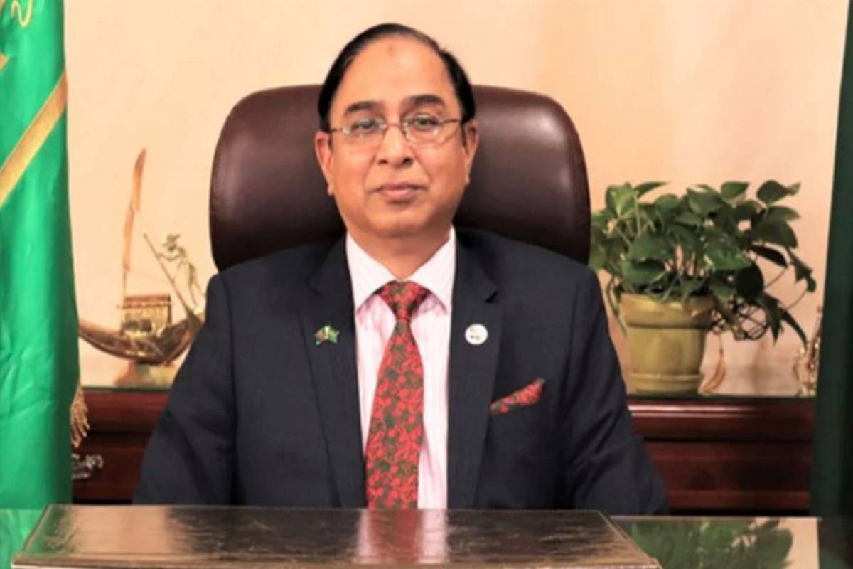 ‘জঙ্গি নাটক’: সাবেক আইজিপিসহ ৫ জনের বিরুদ্ধে গ্রেপ্তারি পরোয়ানা