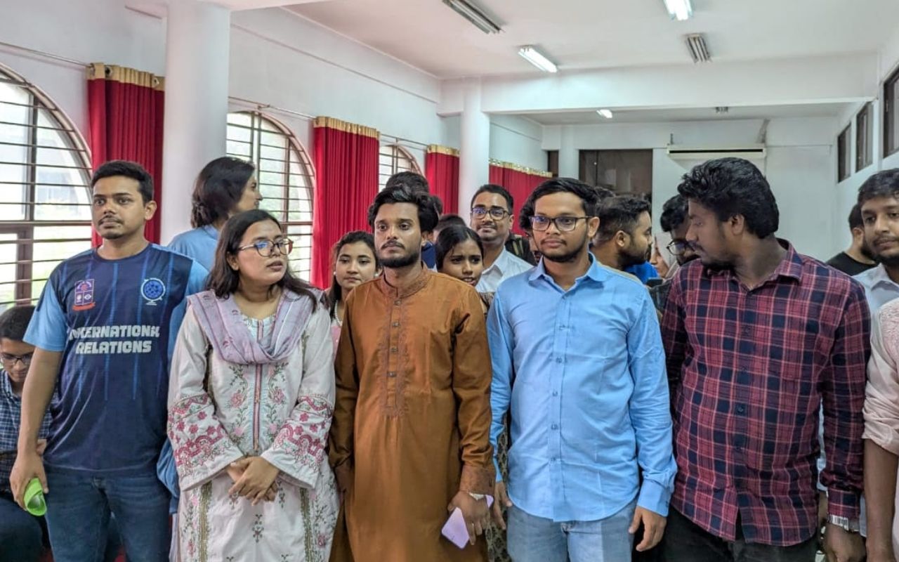 ডাকসু নির্বাচনে বাগছাসের প্যানেল ঘোষণা