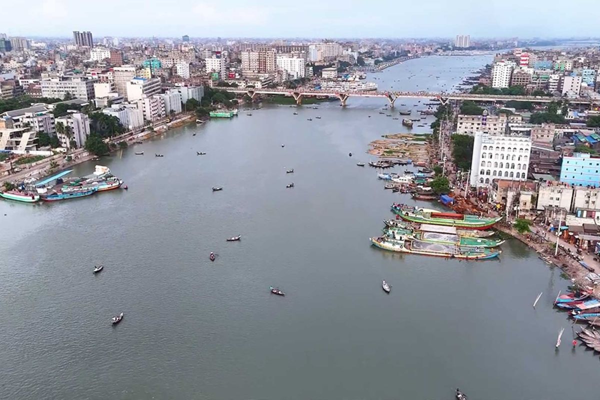 বুড়িগঙ্গায় বিশেষ অভিযান শুরু