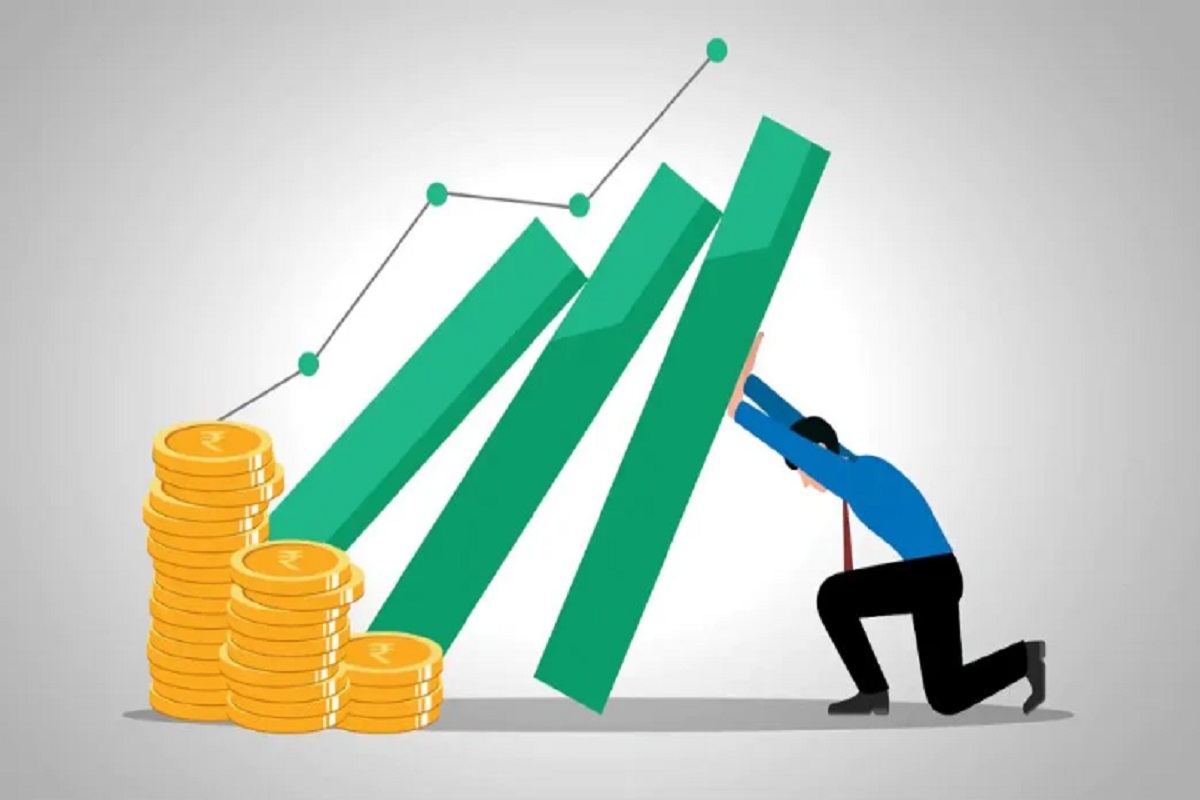 উর্ধ্বমুখী শেয়ারবাজারে আচমকা পতনের আঘাত