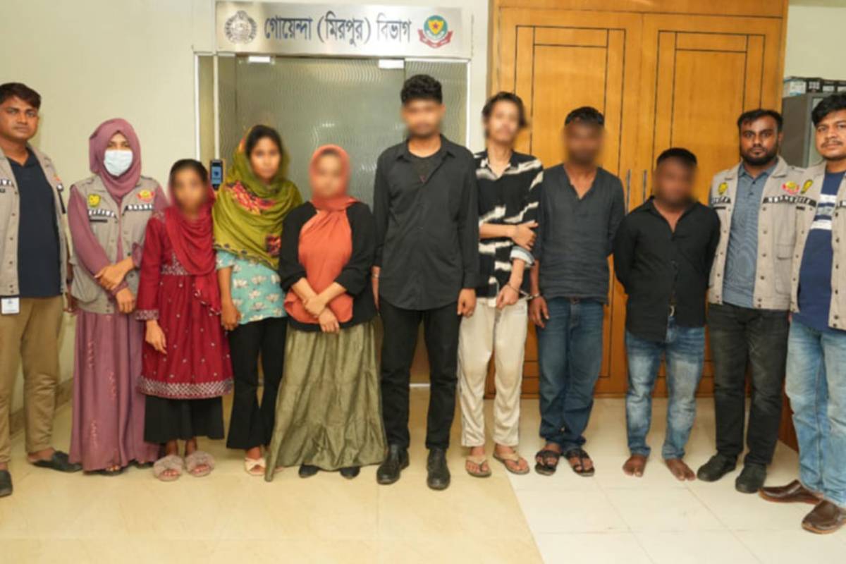 ‘হ্যালো ভাই, চাকরি লাগবে?’ — তারপরই শুরু হতো ব্ল্যাকমেইল