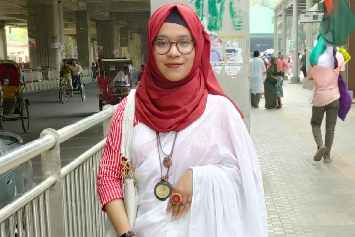 রাজনীতি মুক্ত রাখার দৃঢ় সংকল্প নিয়ে রোকেয়া হলে ভিপি পদে লড়ছেন ফারজানা আরজু
