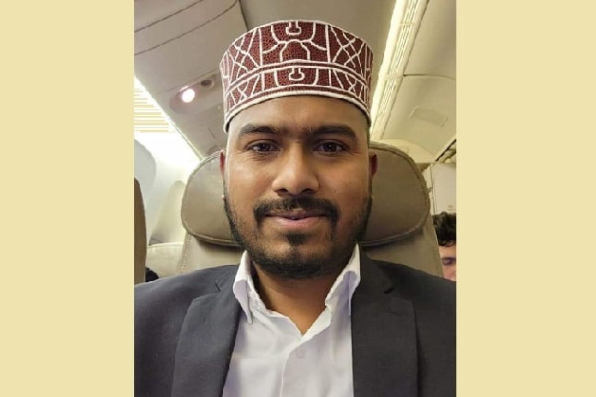 ভিডিও কলে ফেঁসে গেলেন ভিপি নুর