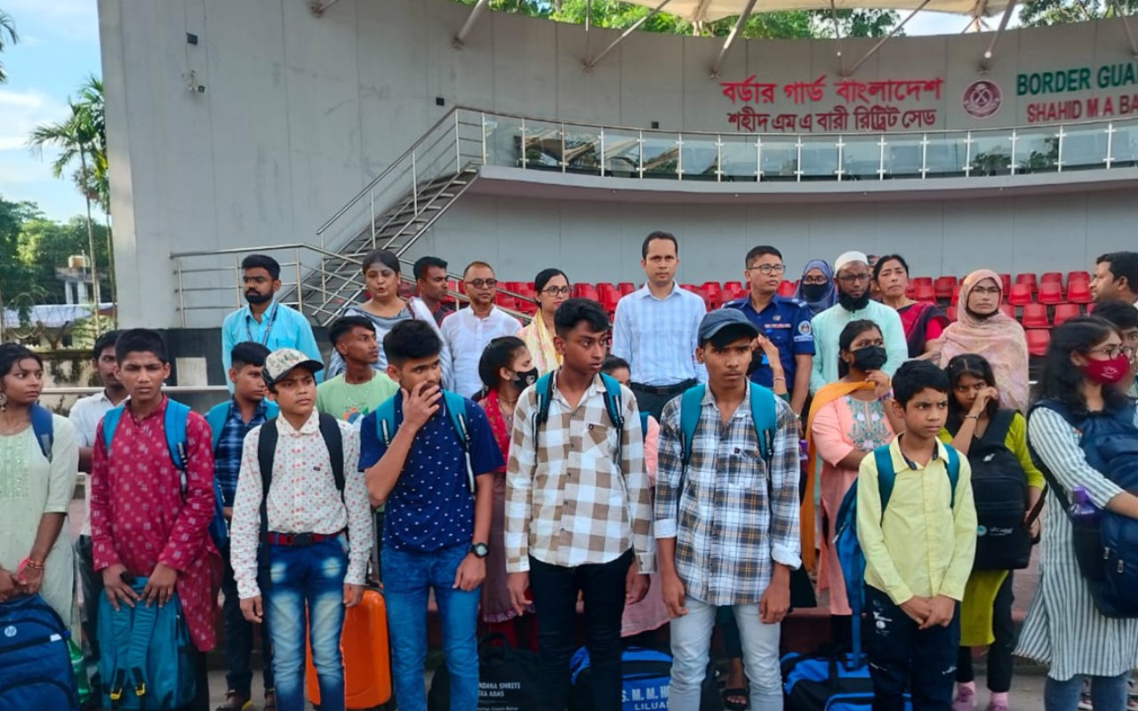ভারত থেকে সাজা শেষে দেশে ফিরল ১৭ বাংলাদেশি