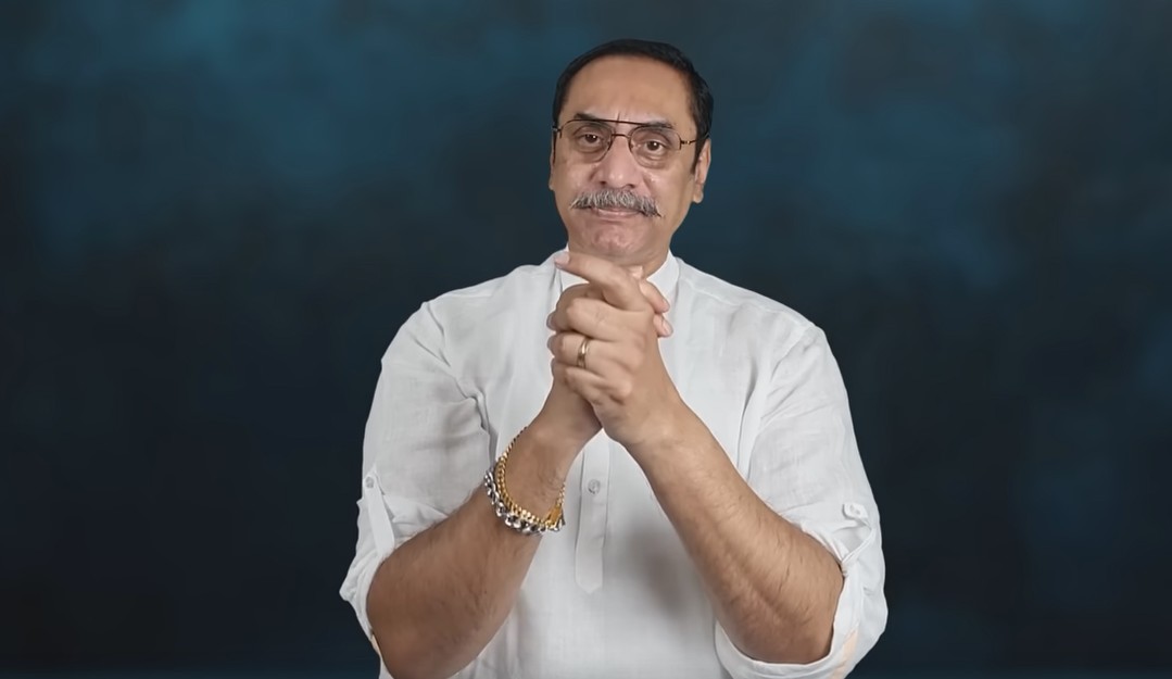 ডাকসু নির্বাচনে জিতবে কে : ইশতেহার নিয়ে যা বললেন পিনাকী
