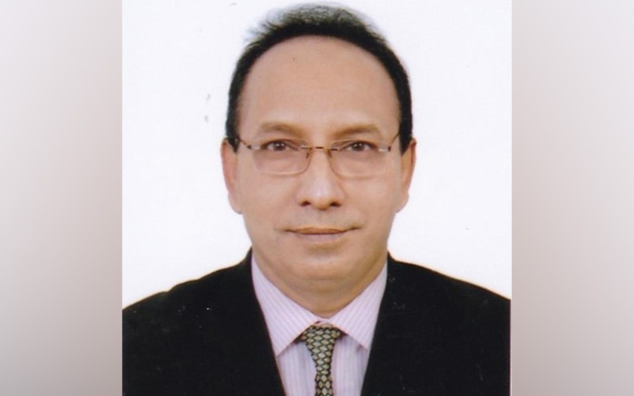 ক্লিন সিটি গড়ার অঙ্গীকার কুমিল্লার নতুন প্রশাসক শাহ আলমের