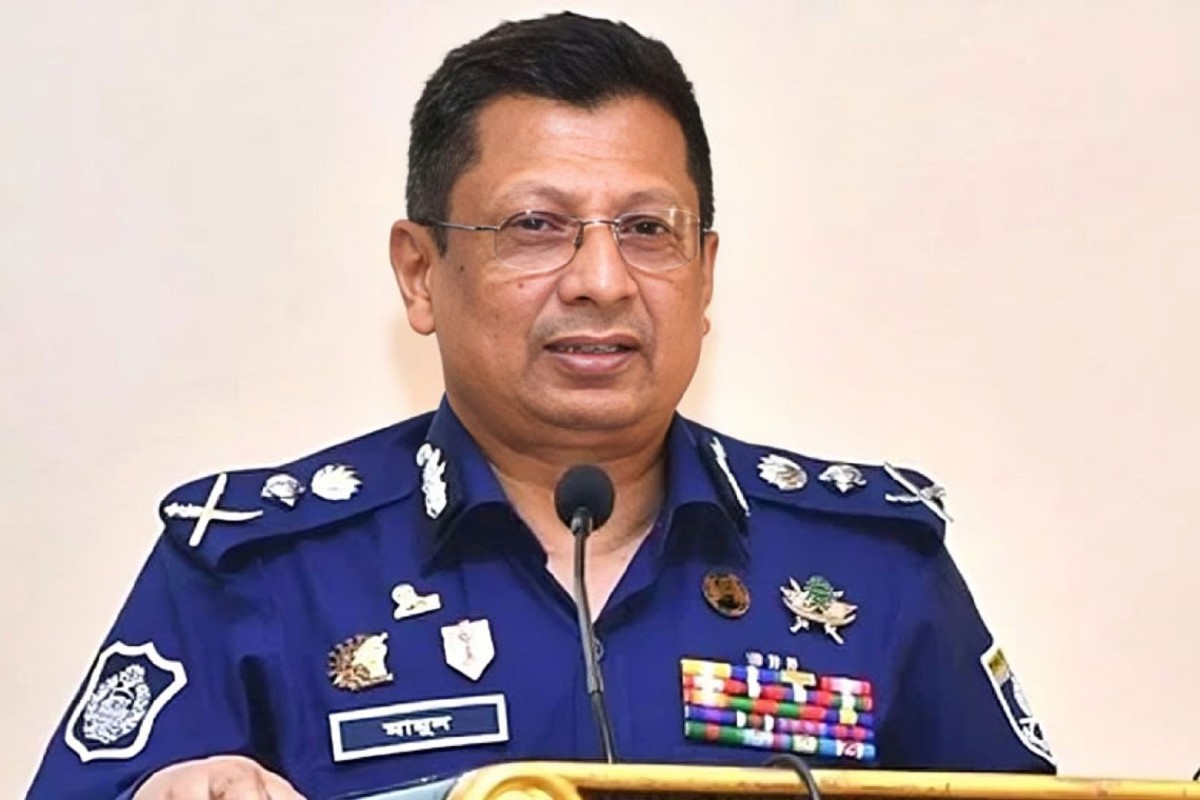 আসামি থেকে রাজসাক্ষী: ট্রাইব্যুনালে জবানবন্দি দেবেন সাবেক আইজিপি