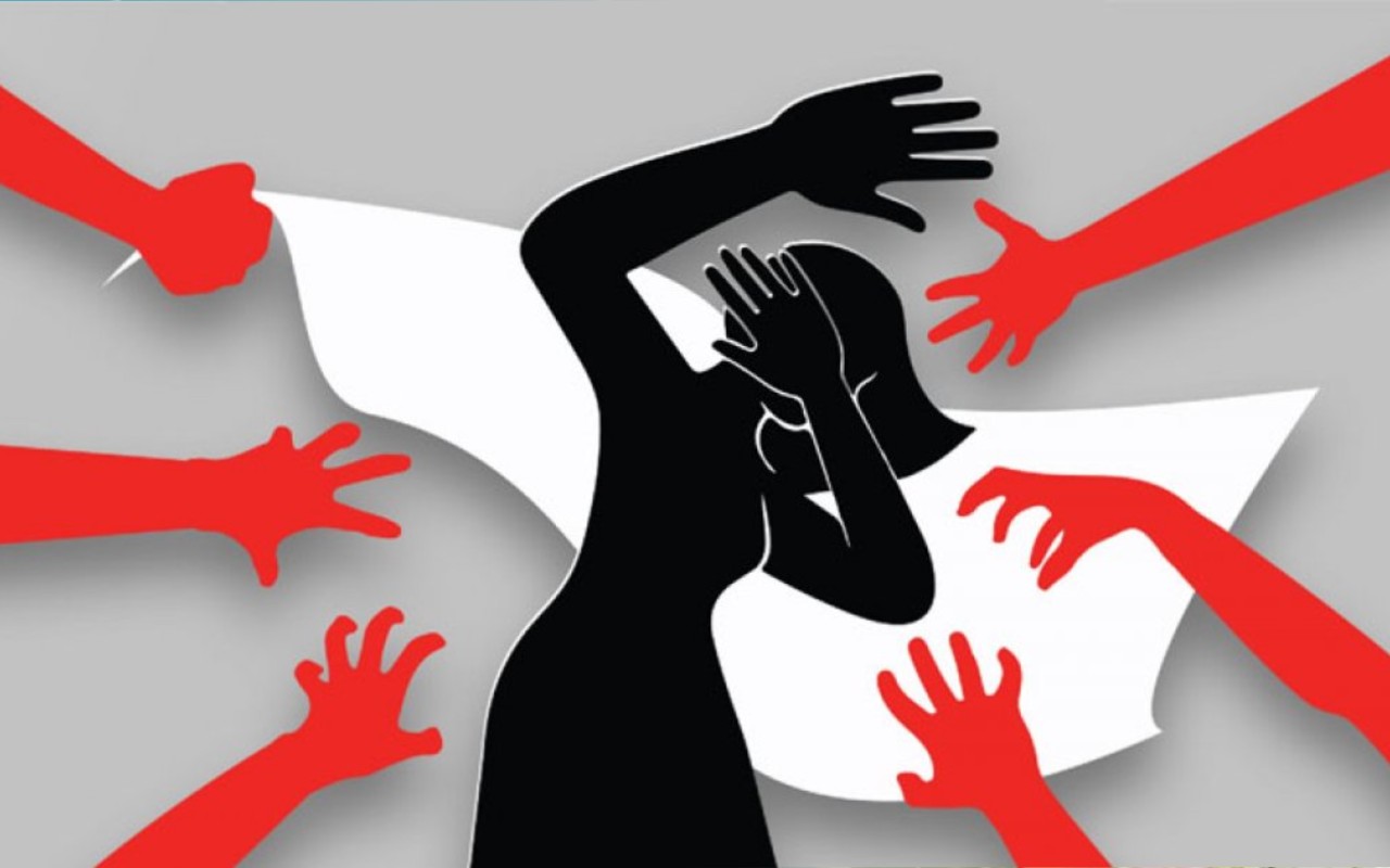 ডাকসু নির্বাচনে রিটকারী নারী প্রার্থীকে ‘গণধর্ষণের’ হুমকির অভিযোগ