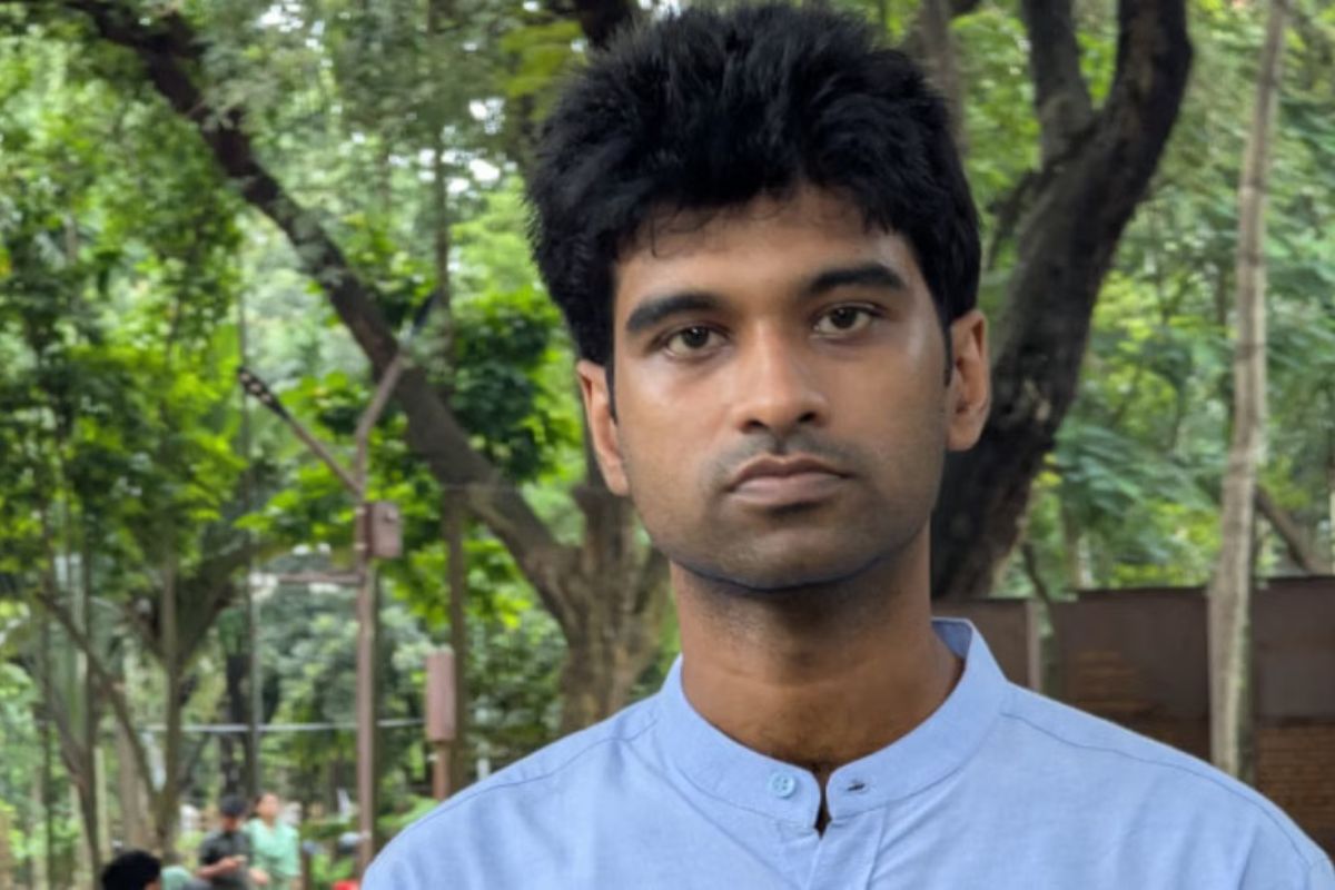 হঠাৎ ডাকসু প্রচারণা থেকে বিরত মেঘমল্লার বসু