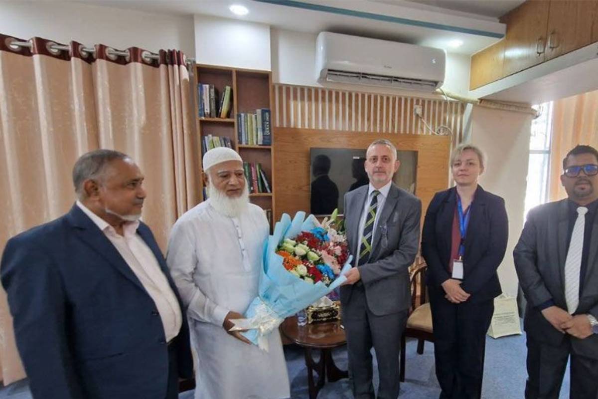 জামায়াত আমিরের সঙ্গে সৌজন্য সাক্ষাৎ ও মতবিনিময়ে ইইউ রাষ্ট্রদূত