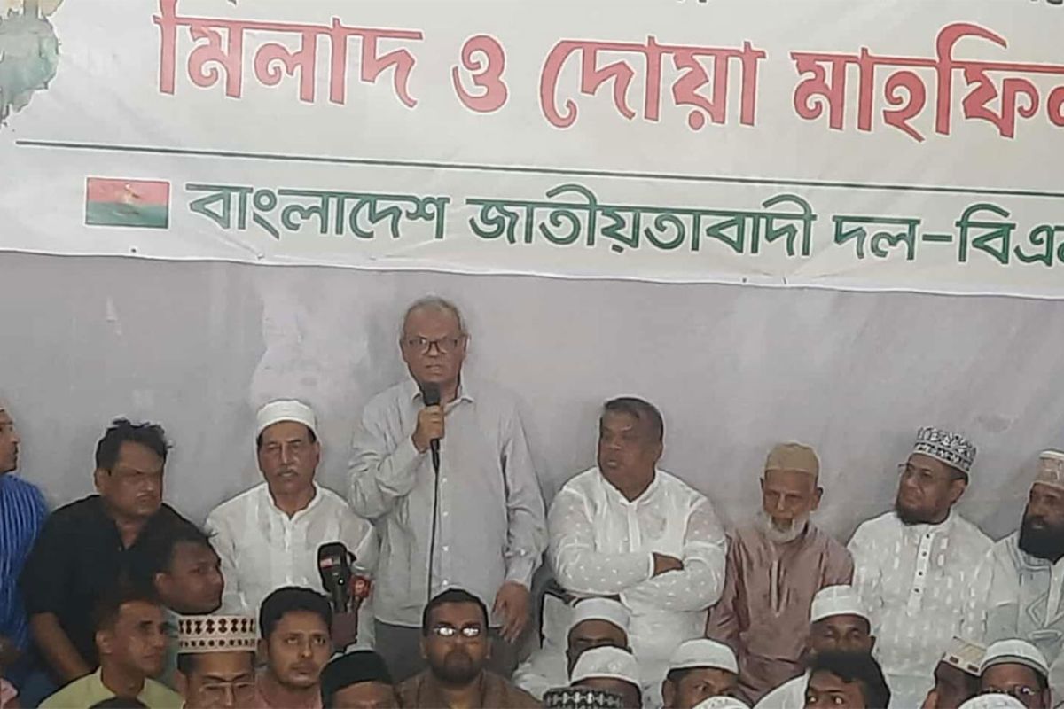 “মহানবীকে অনুসরণ না করাই মুসলিম সমাজের বড় ব্যর্থতা”