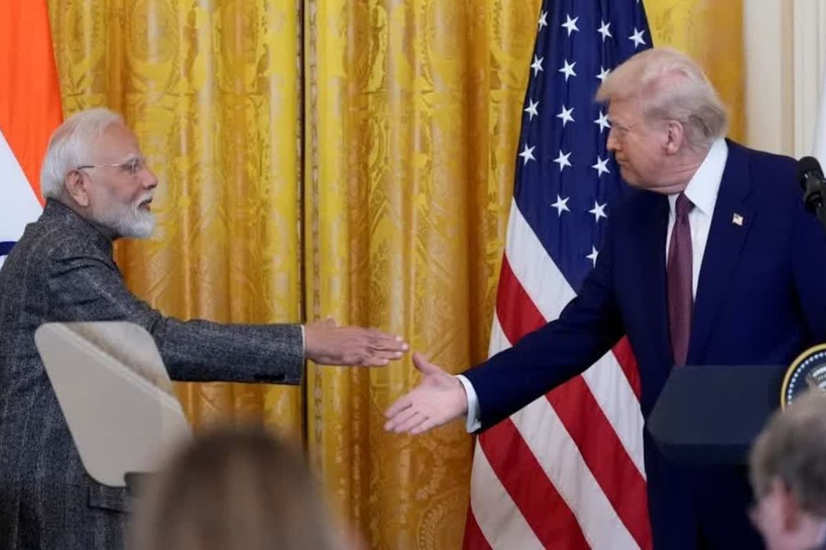 দুই মাসের মধ্যেই ভারত ‘সরি’ বলবেঃ মার্কিন বাণিজ্যমন্ত্রী