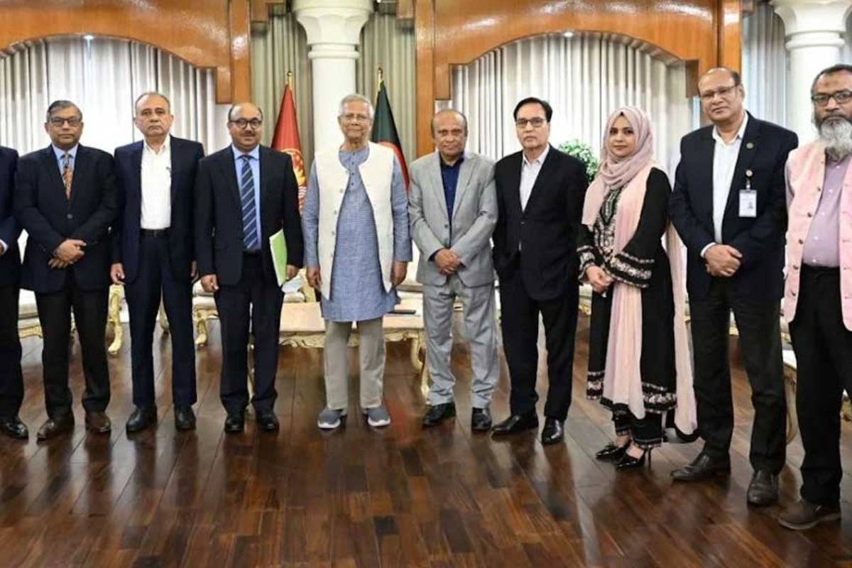 নির্দিষ্ট সময়ে বিসিএস পরীক্ষা আয়োজনের নির্দেশ প্রধান উপদেষ্টার