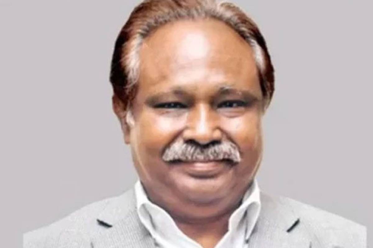 রিসোর্ট থেকে ধরা পড়লেন সাবেক অতিরিক্ত আইজিপি