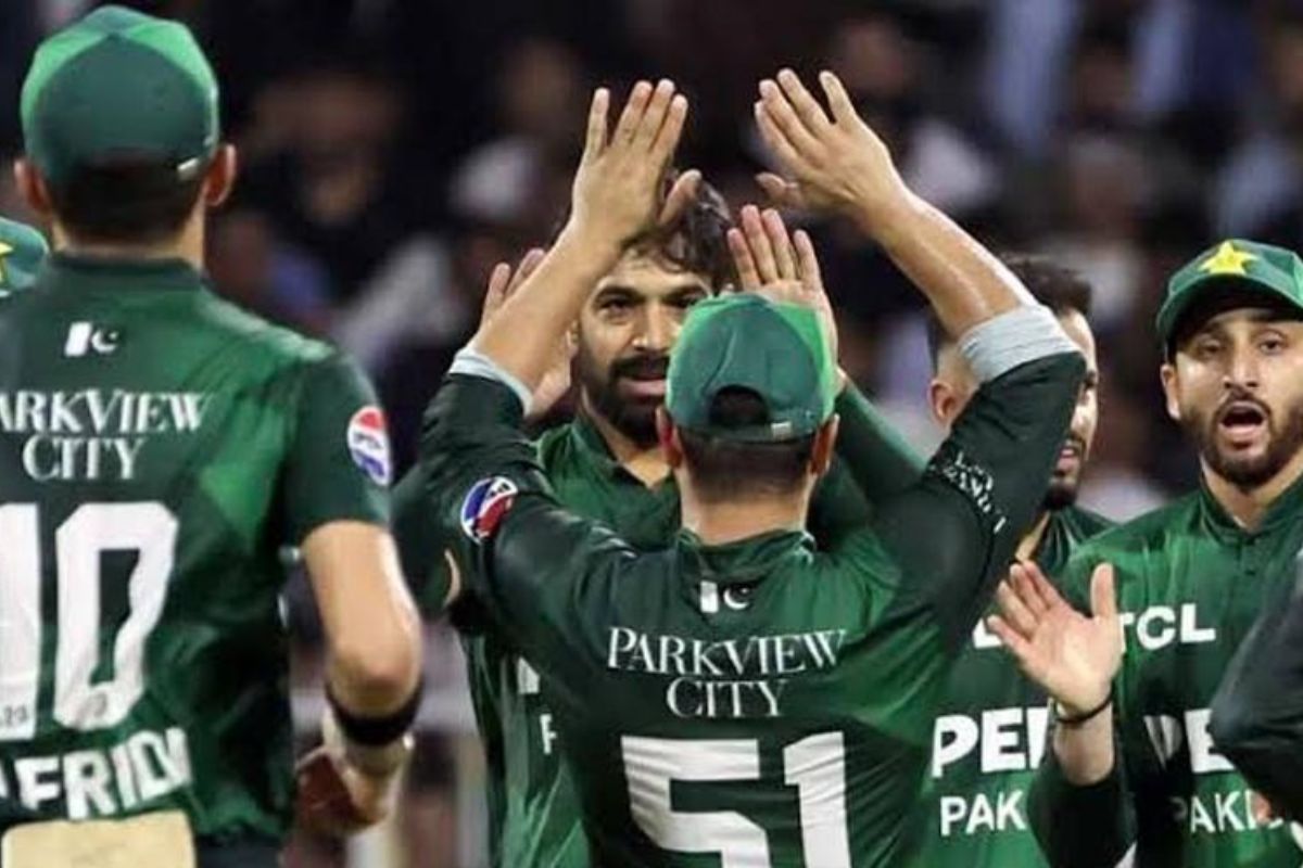 শারজাহতে আফগানিস্তানকে উড়িয়ে ট্রফি জিতল পাকিস্তান