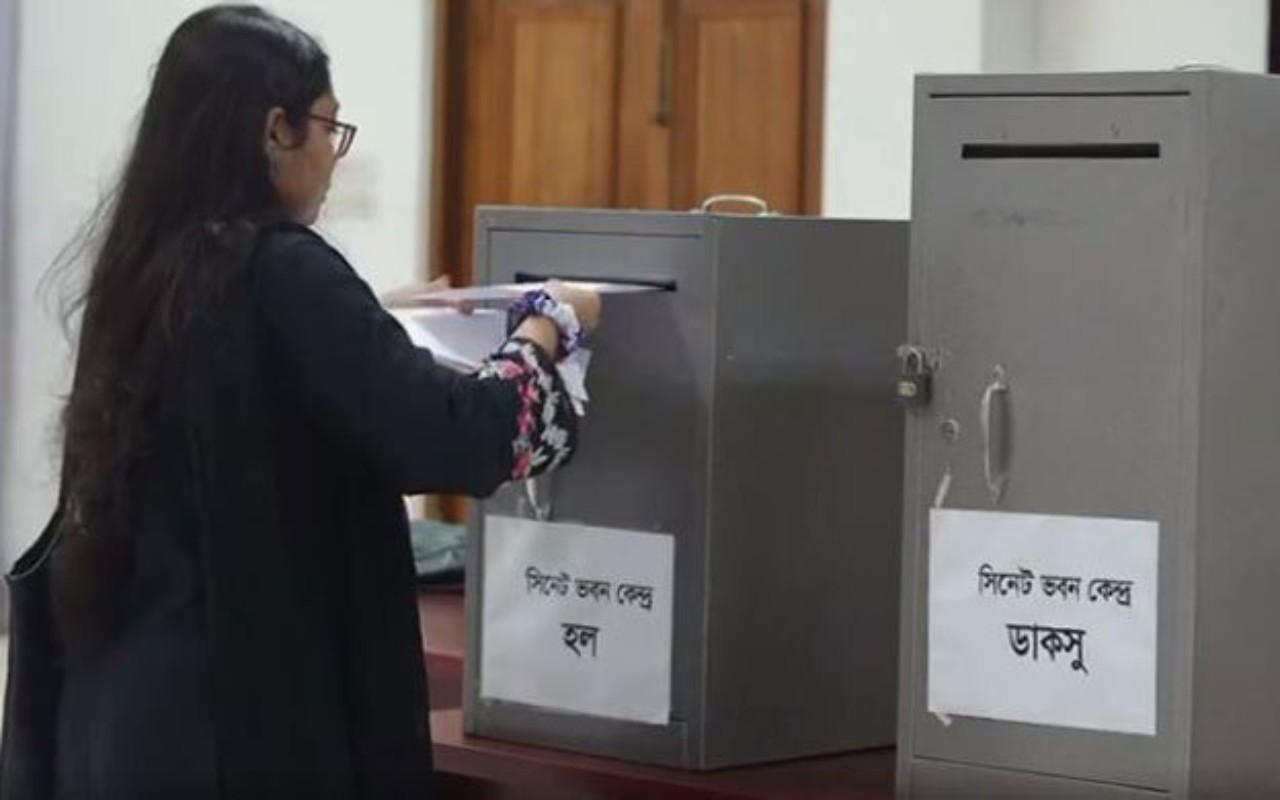 ঘণ্টায় ১৩৫০ ব্যালট গণনার সক্ষমতা নিয়ে প্রস্তুত ডাকসু নির্বাচন কমিশন