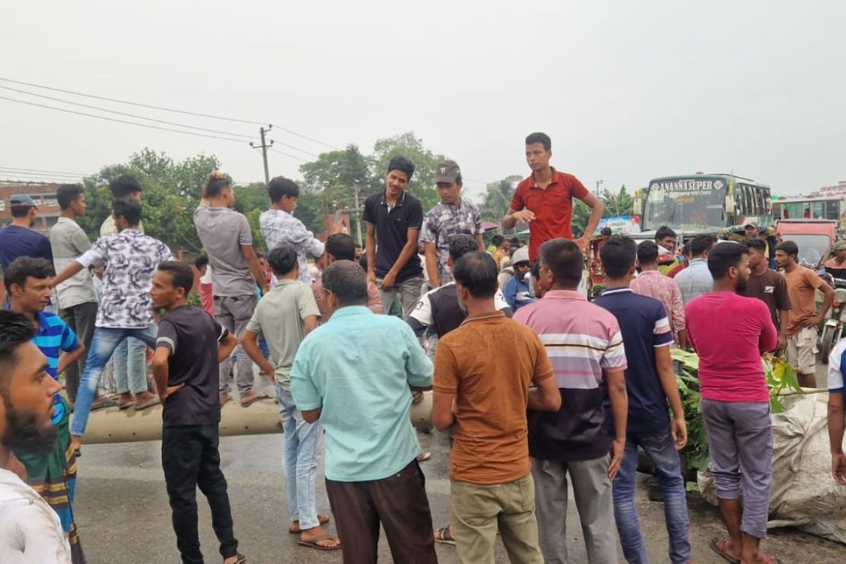 ঢাকা-সিলেট মহাসড়ক অবরোধ