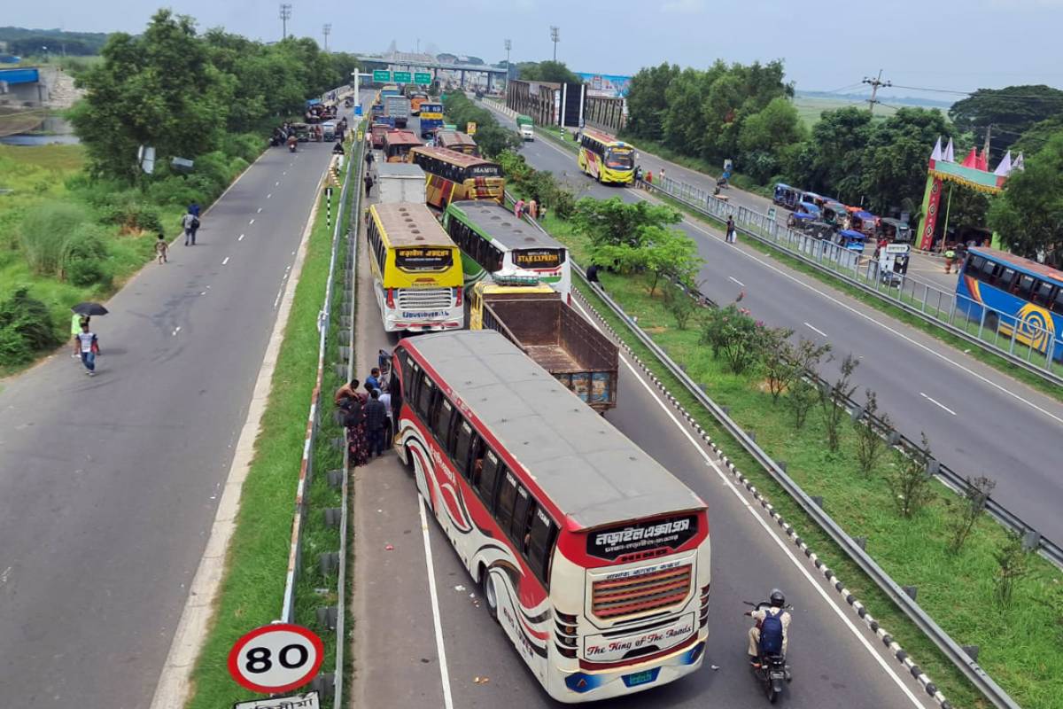 ভাঙ্গা উপজেলায় মহাসড়ক অবরোধ, ২৩ কিলোমিটার যানজট