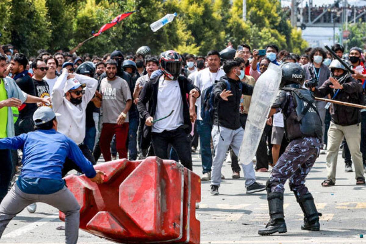 নেপালে জেন-জি আন্দোলন : রাষ্ট্রীয় দুর্বলতার পাঁচ কারণ