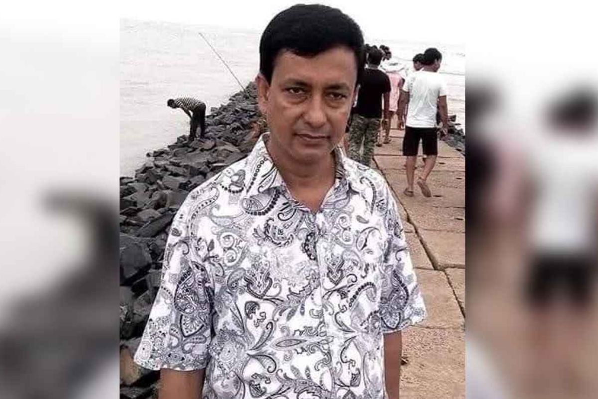 ভারতের নাগরিক হয়েও বাংলাদেশের শিক্ষক