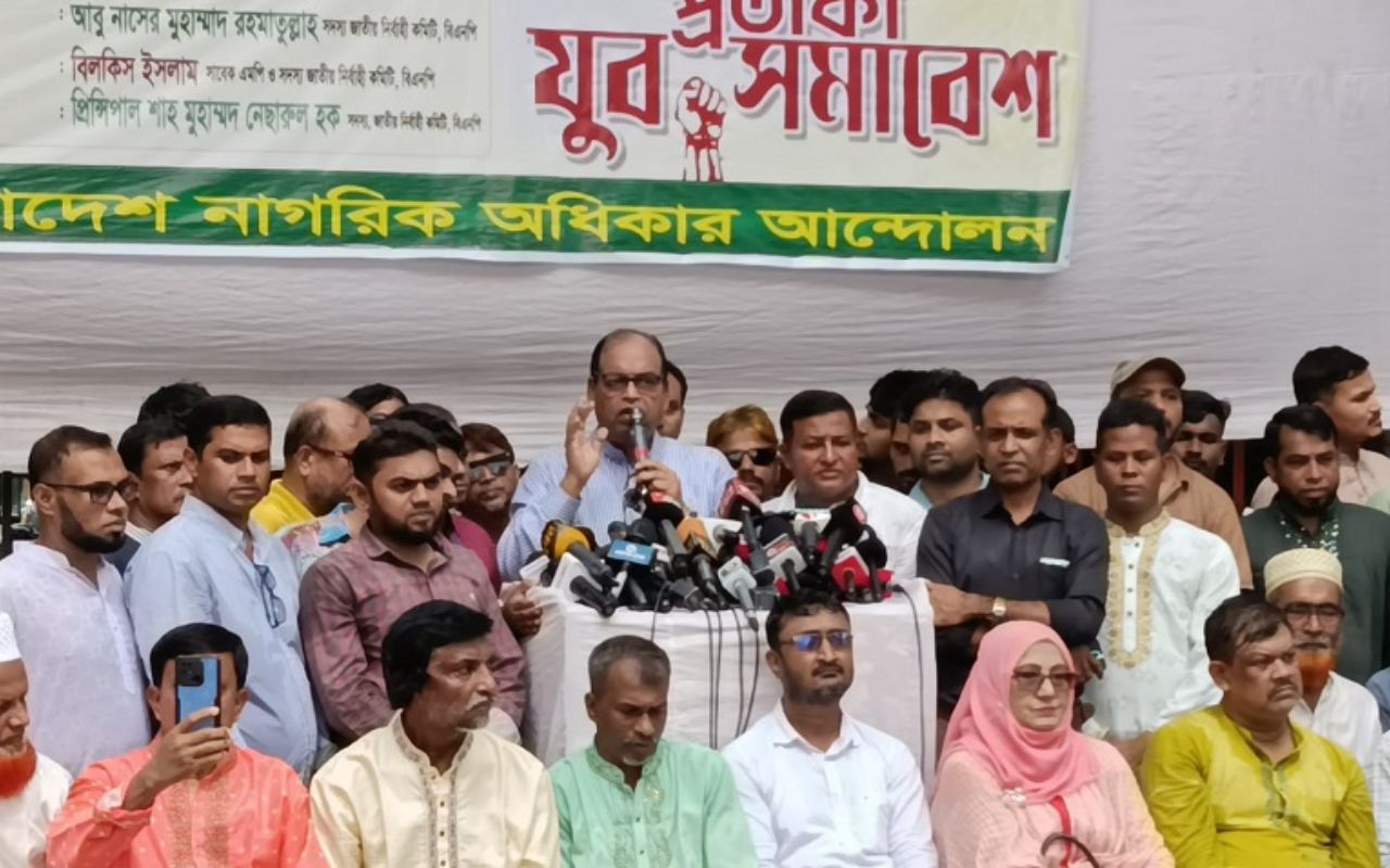 গ্রহণযোগ্য নির্বাচন এখন সবচেয়ে জরুরি: শামসুজ্জামান দুদু