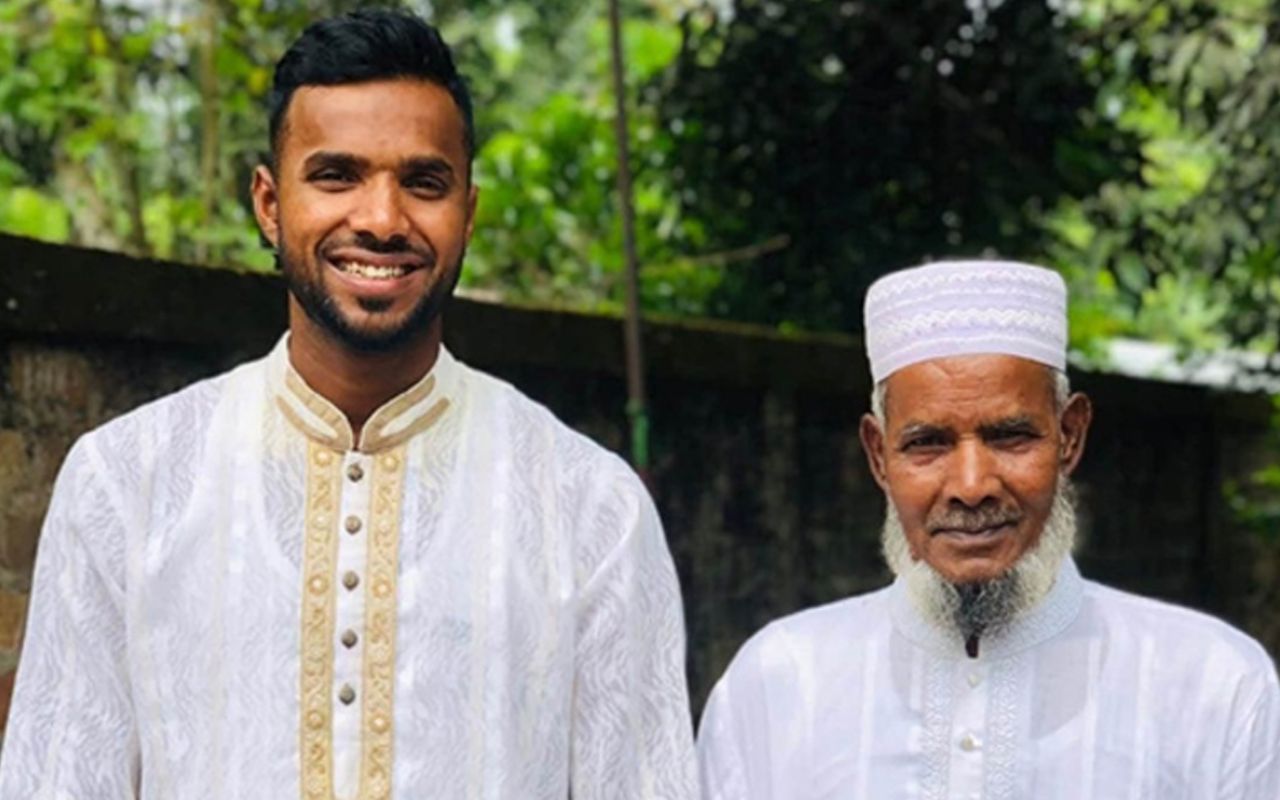 মারা গেলেন এবাদতের বাবা 