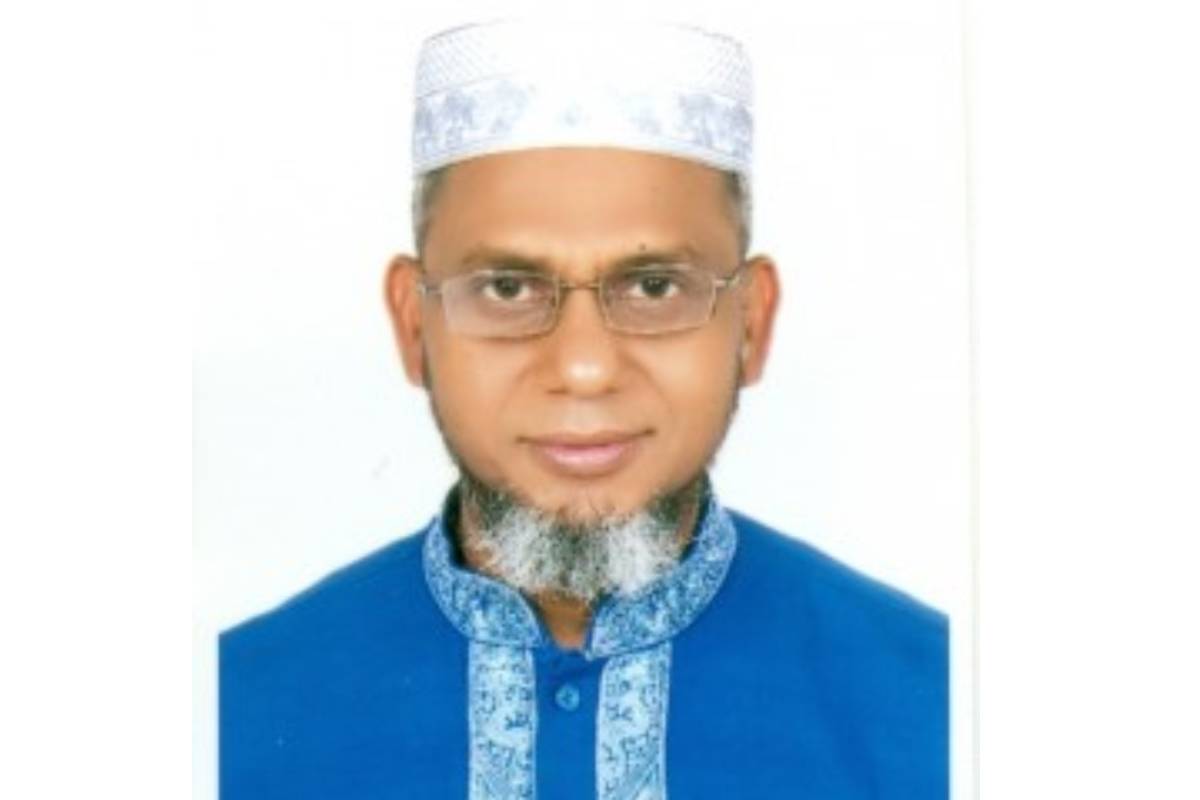 ডাকসুর কোষাধ্যক্ষ হিসেবে নিয়োগ পেলেন অধ্যাপক মোশারফ 