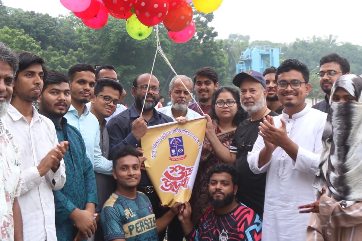 ঢাবিতে আন্তঃবিভাগ ফুটবল প্রতিযোগিতা শুরু                               