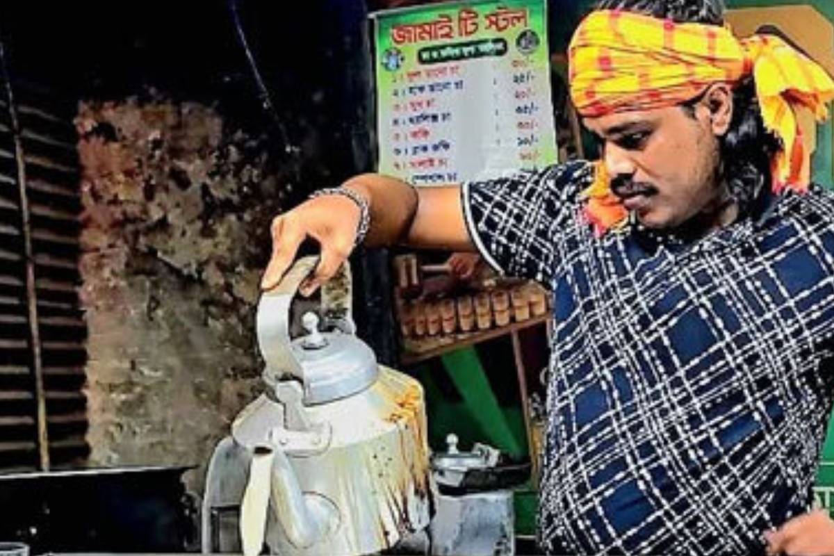 ৯ মণ দুধের চা উৎসব : ইউটিউবারের ফ্রি উদযাপন