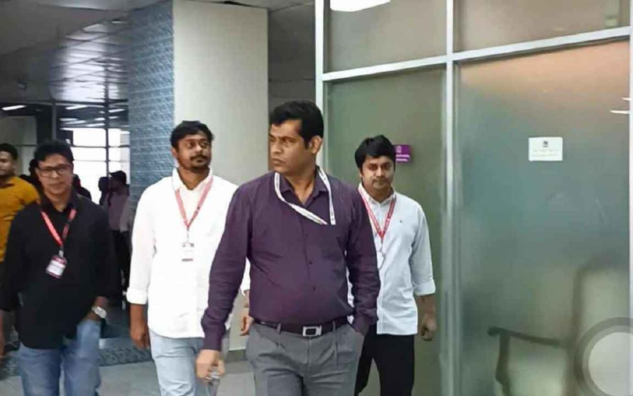 নির্বাচন কমিশনে এনসিপির প্রতিনিধিদল