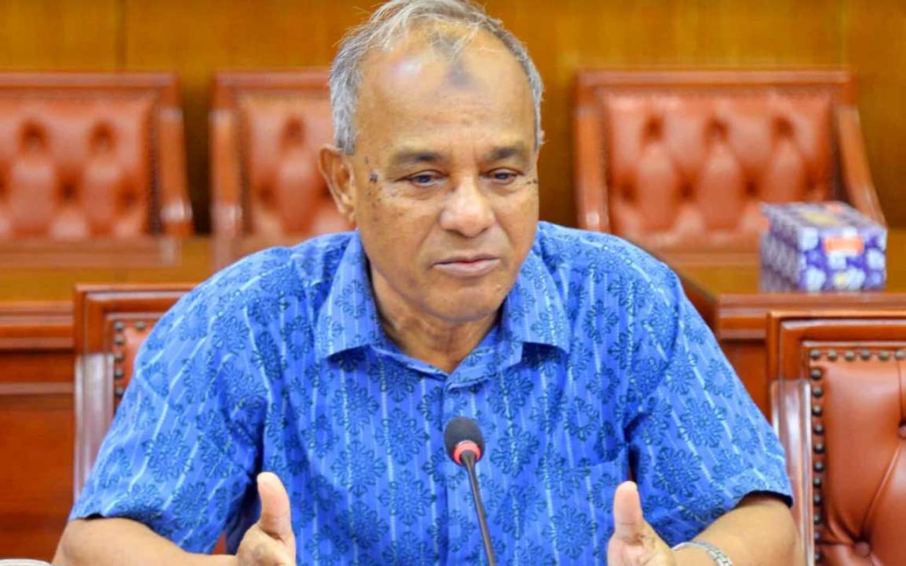 উৎসবমুখর দুর্গাপূজা নিশ্চিতে স্বরাষ্ট্র উপদেষ্টার আশ্বাস
