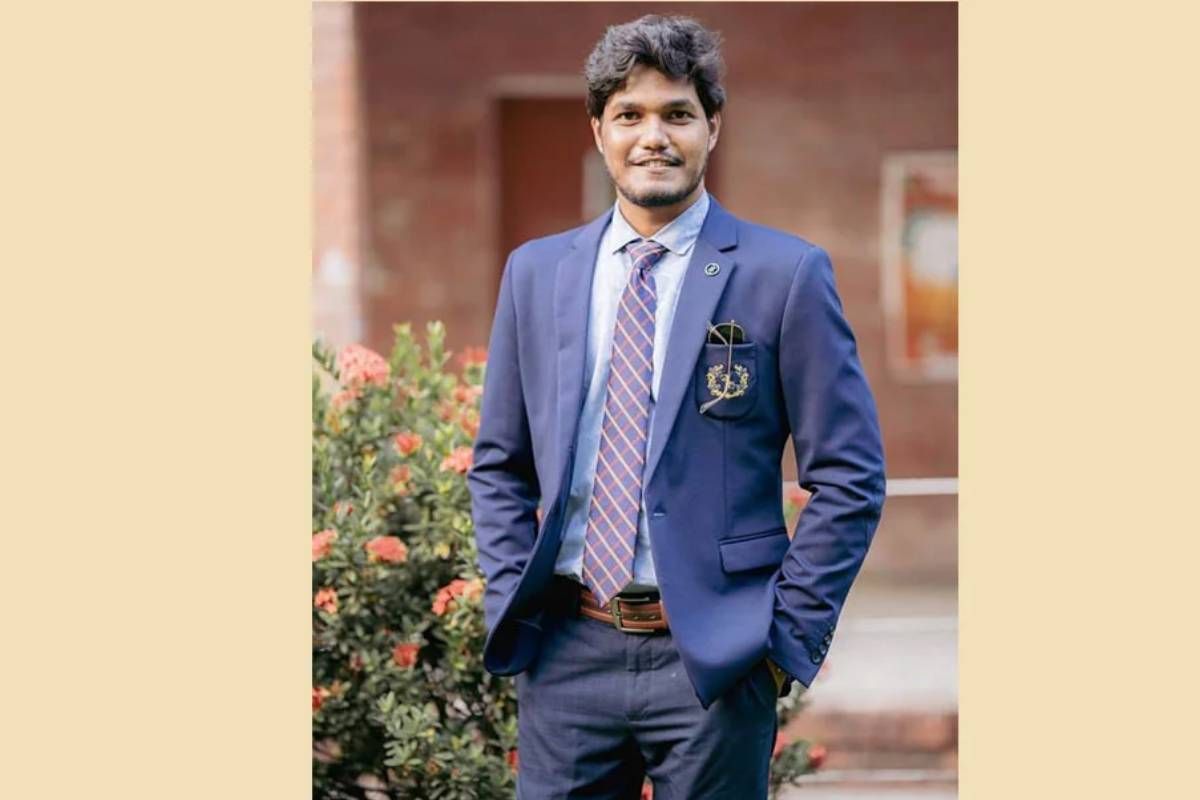 নেতাদের অনিরাপদ রেখে প্রধানের প্রস্থান লজ্জাজনক