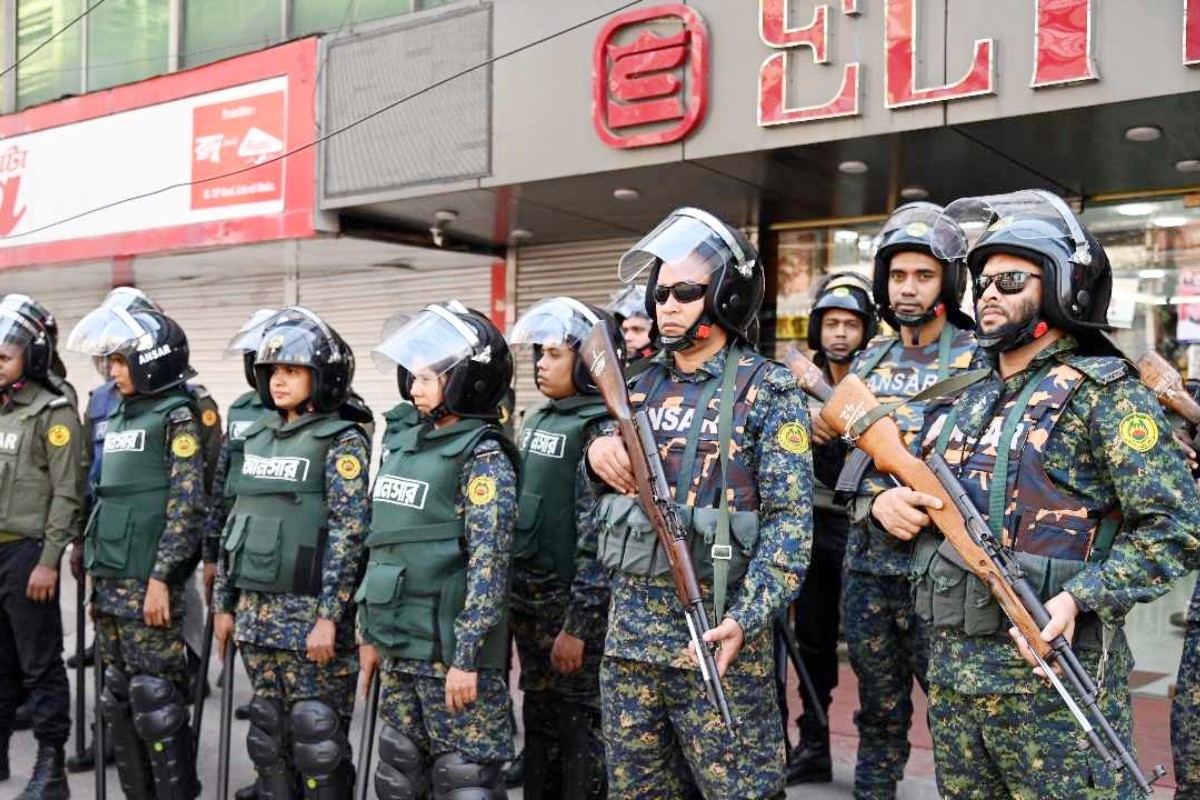 দুর্গাপূজায় ২ লক্ষাধিক আনসার মোতায়েন সহ সর্বাত্মক প্রস্তুতি