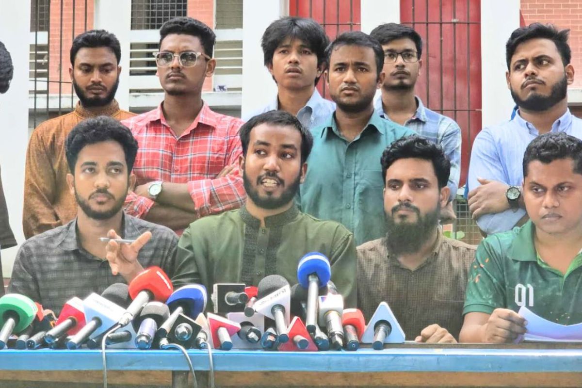 ঢাকা কেন্দ্রীয় বিশ্ববিদ্যালয়ের খসড়া অধ্যাদেশ বাতিলের দাবি