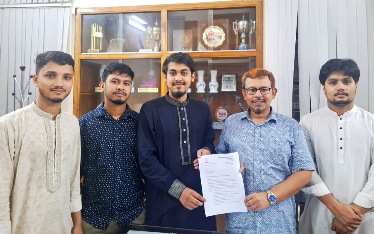 শিক্ষার্থীদের ক্যারিয়ার গড়ে তুলতে ডাকসুর বড় উদ্যোগ