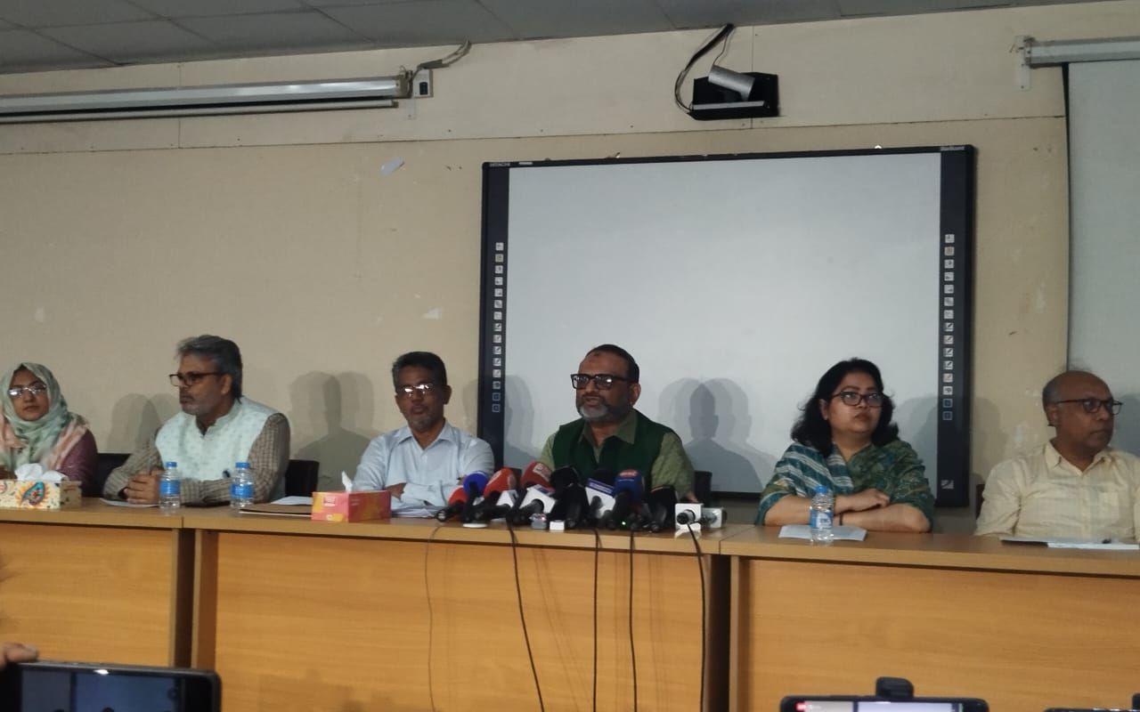 নীলক্ষেতে ডাকসুর ব্যালট ইস্যুতে ঢাবি প্রশাসনের পূর্নাঙ্গ ব্যাখ্যা